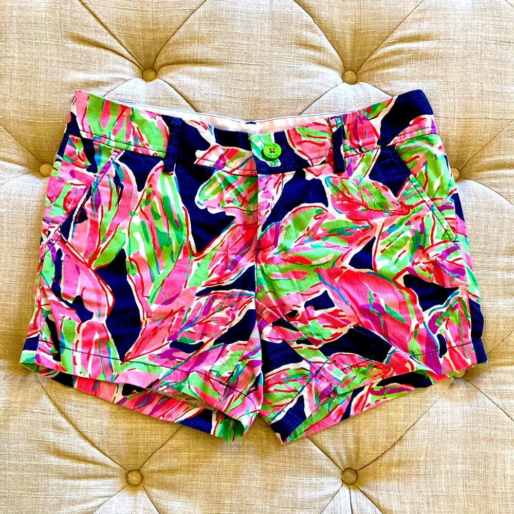 EUC Lilly Pulitzer size 6 shorts